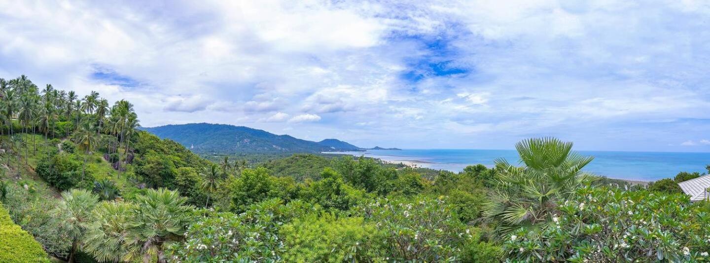 Amazing Sunset View And Near To The Amphoe Koksamui