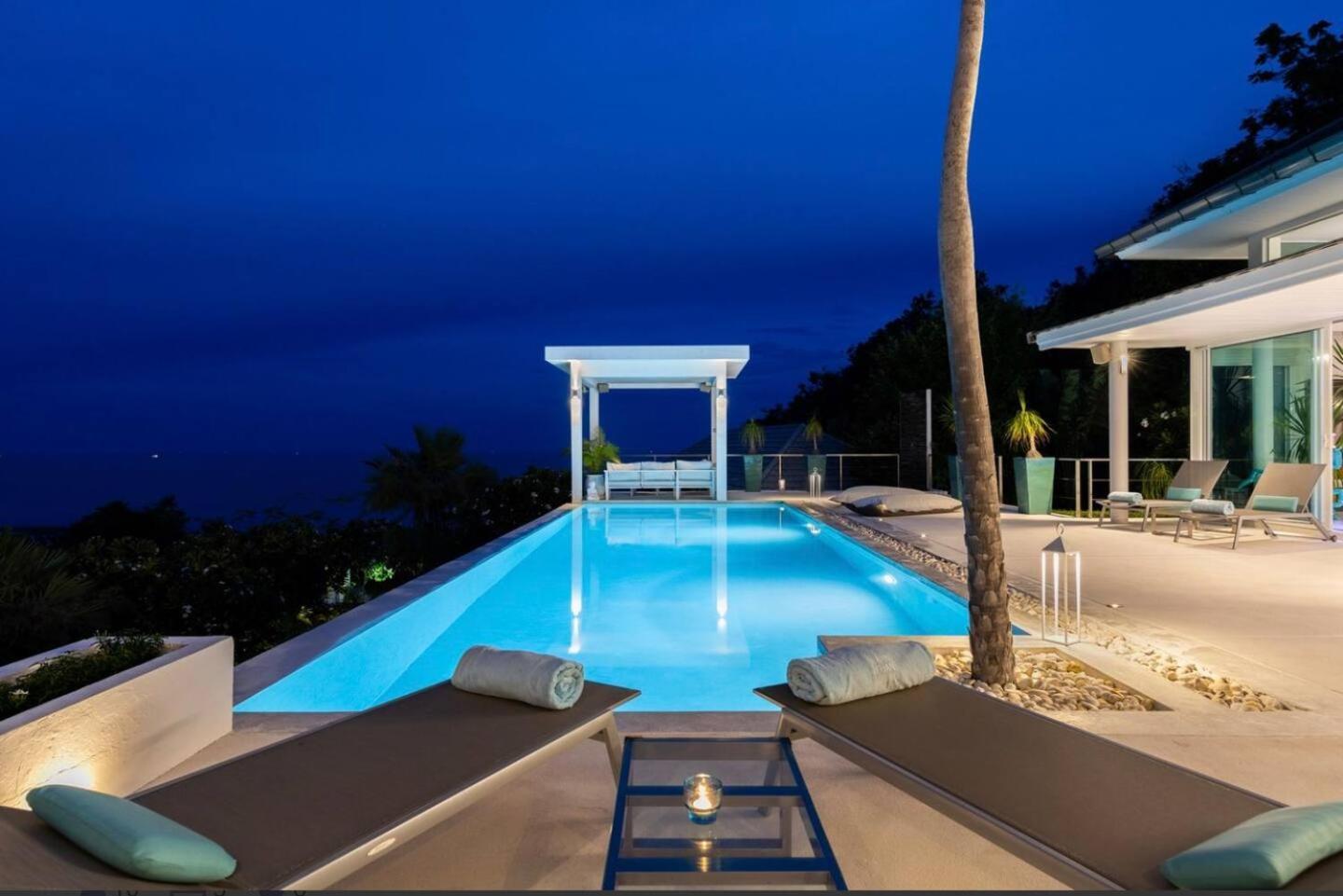 Amazing Sunset View And Near To The Amphoe Koksamui