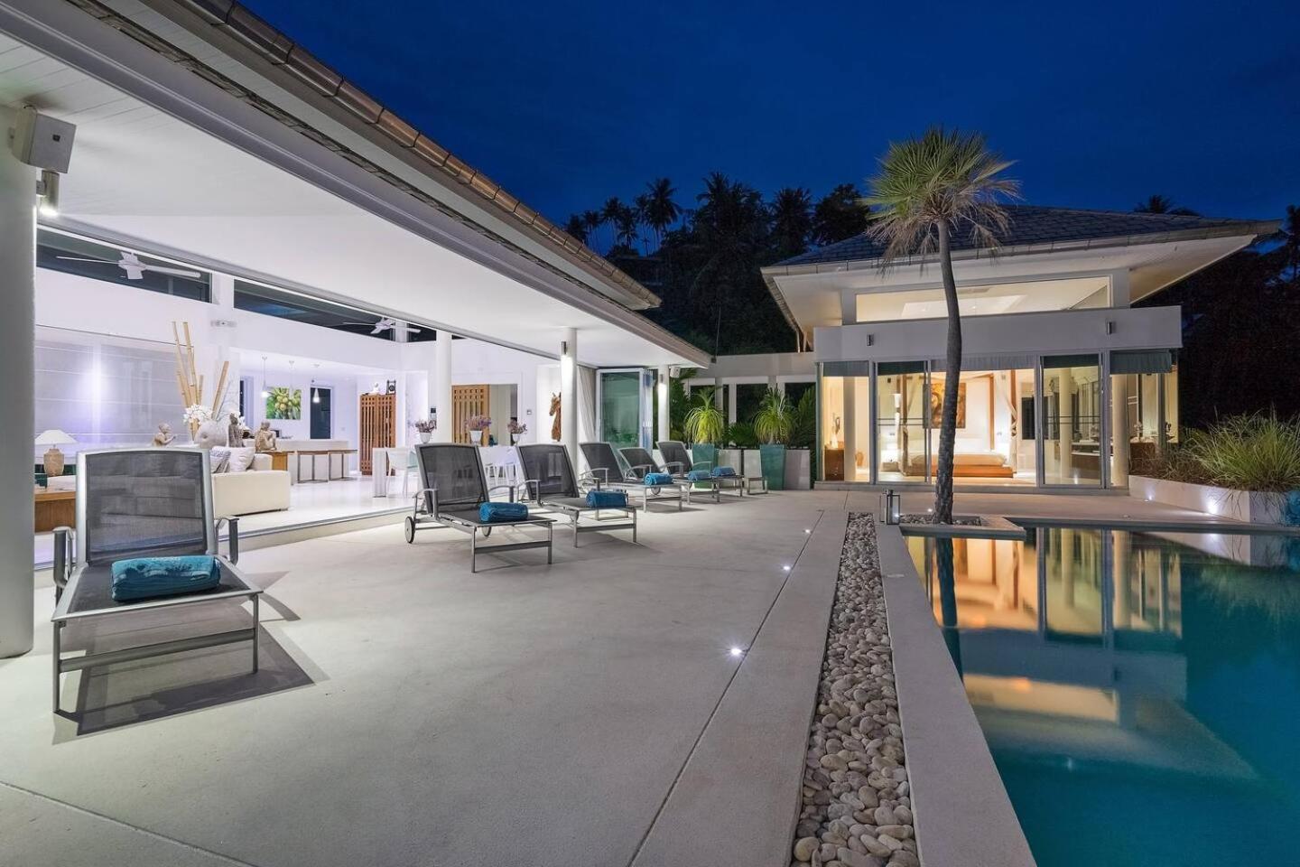 Villa Amazing Sunset View And Near To The
